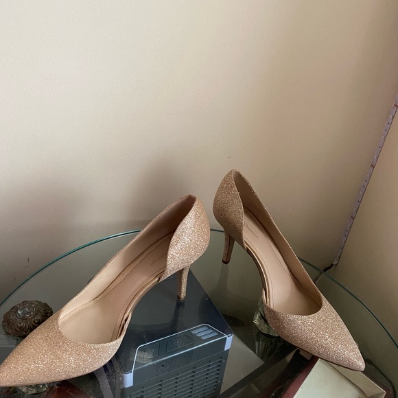 BCBGeneration Pumps - Picture 2 of 5